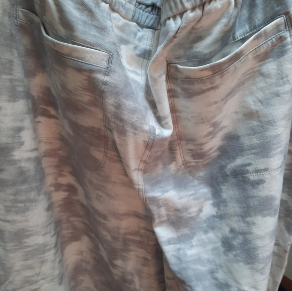 Athleta Farallon Joggers - Picture 8 of 10